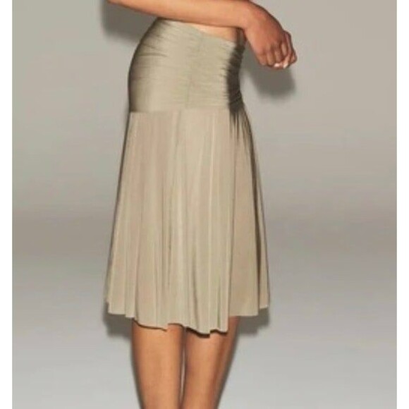 SKIMS Milky Sheer Midi Skirt XS Truffle NWT - Picture 7 of 7